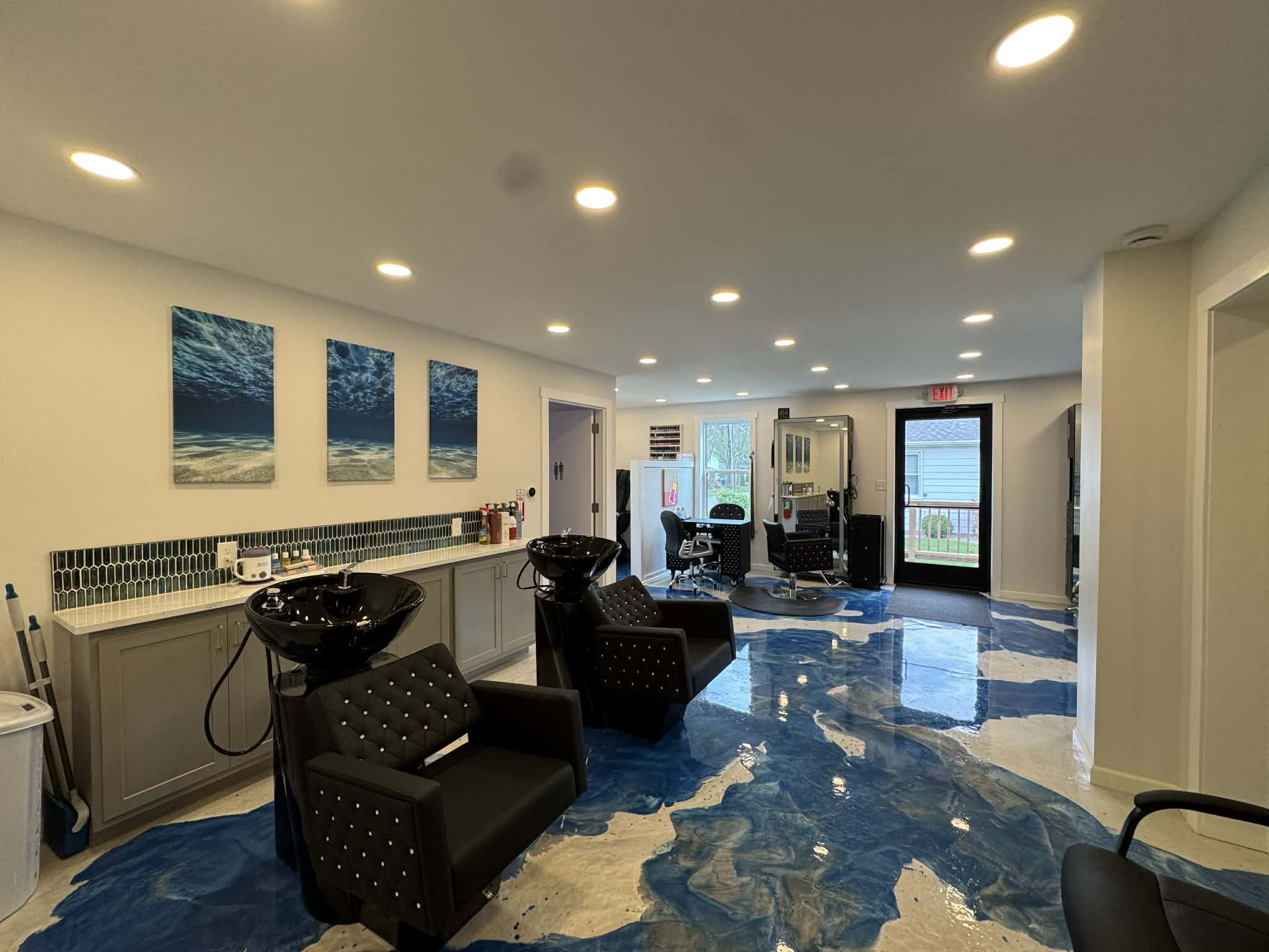 Salon & Beauty